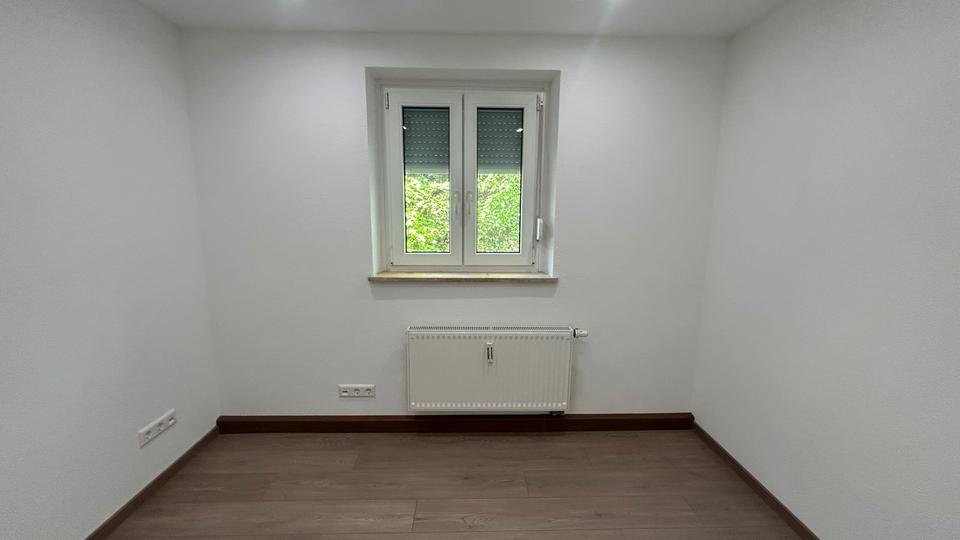 Etagenwohnung Dettingen unter Teck - 3 Zimmer, 60 m&sup2;, 1.180&euro; | Angebot:26671477