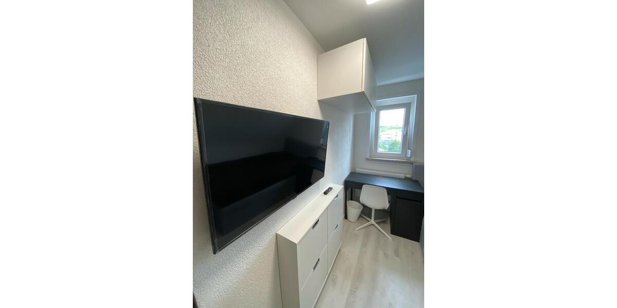 Etagenwohnung Stuttgart Feuerbach - 16 Zimmer, 16 m&sup2;, 510&euro; | Angebot:24840671