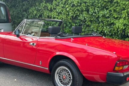 Fiat 124 Spider 8.561 km 16.500 &euro; Ohmden 73275