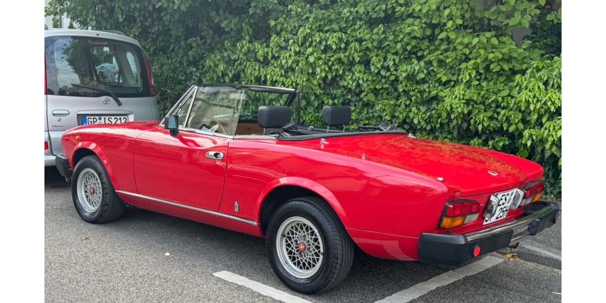 Fiat 124 Spider 8.561 km 16.500 &euro; Ohmden 73275