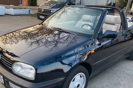 VW Golf 13.965 km 9.999 &euro; Waiblingen 71334
