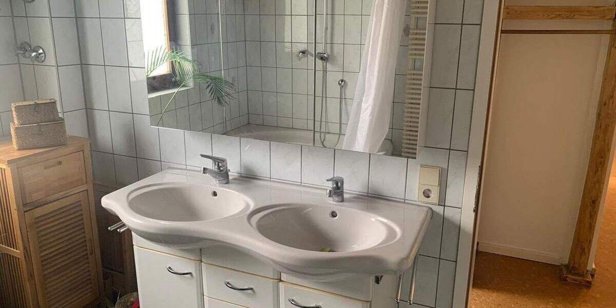 Etagenwohnung Neckartailfingen - 5 Zimmer, 113 m&sup2;, 289.000&euro; | Angebot:25804594