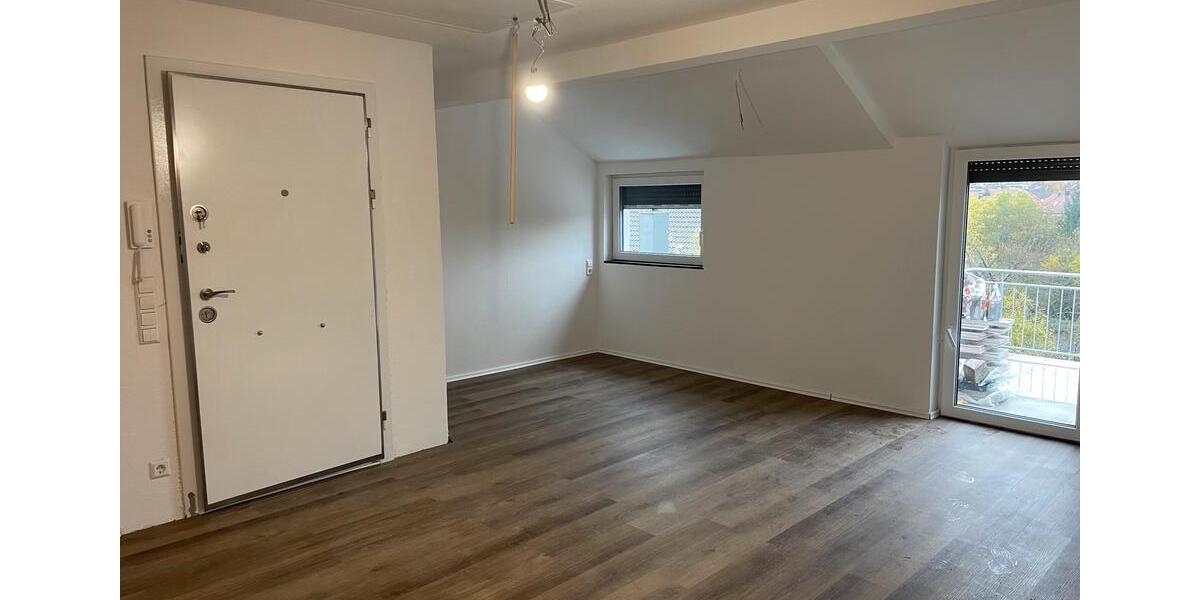 Dachgeschoßwohnung Göppingen Faurndau - 1 Zimmer, 42 m&sup2;, 850&euro; | Angebot:26639152