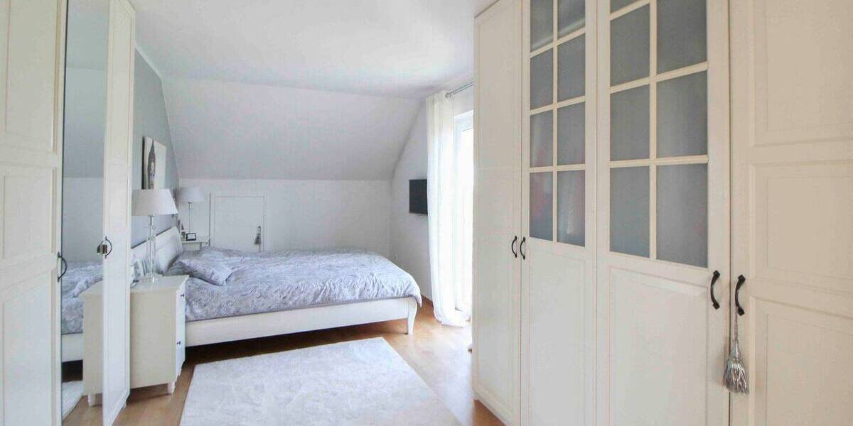 Mehrfamilienhaus, Wohnhaus Wolfschlugen - 5 Zimmer, 779.000&euro; | Angebot:25938970