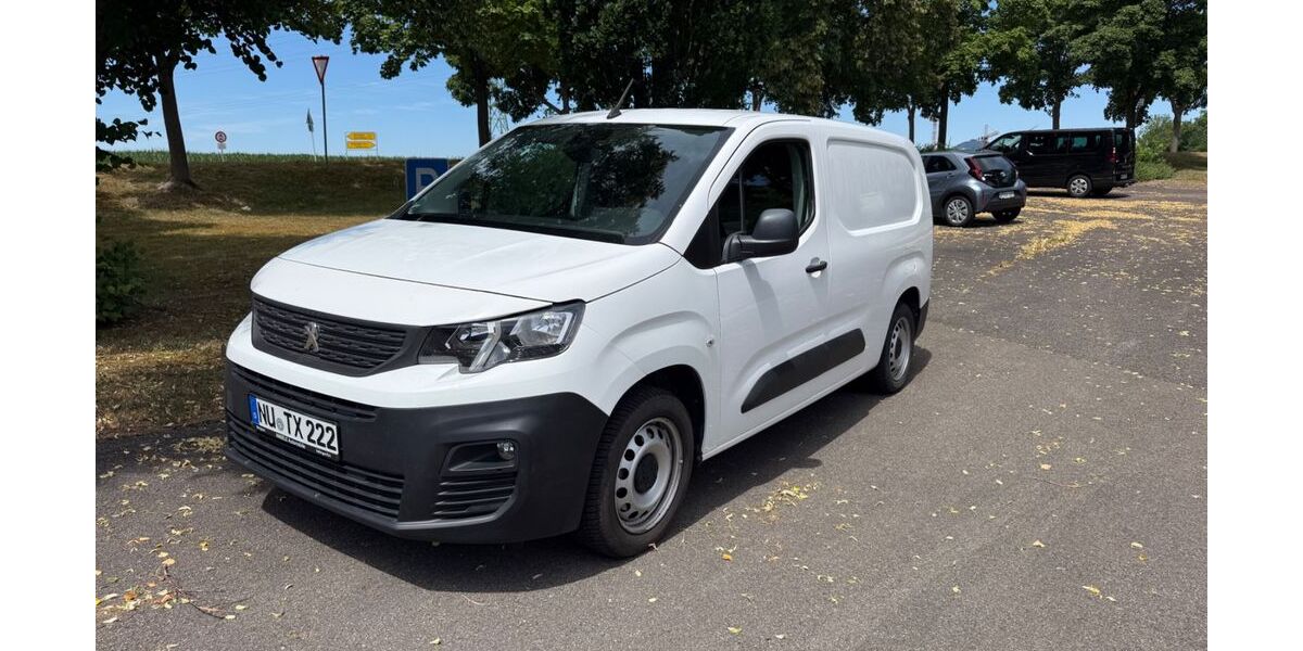 Peugeot Partner 70.700 km 12.490 &euro; Göppingen 73037