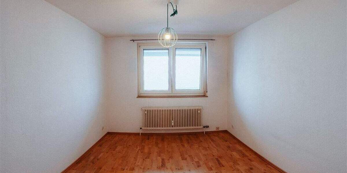 Etagenwohnung Sindelfingen Maichingen - 3 Zimmer, 99 m&sup2;, 299.000&euro; | Angebot:25678562