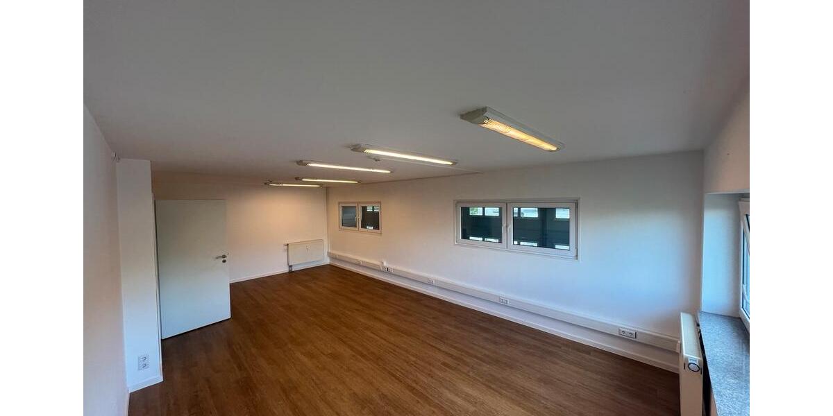 Gewerbeobjekt Köngen - 450&euro; | Angebot:25545555