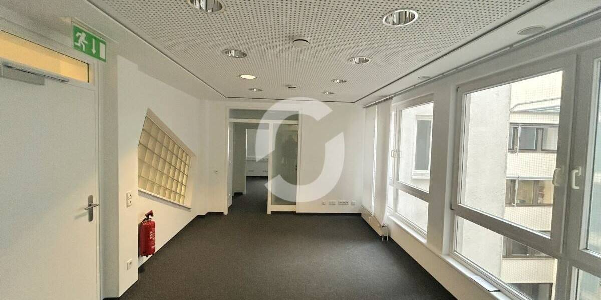 Gewerbeobjekt Stuttgart Mitte - 4.007&euro; | Angebot:25743403