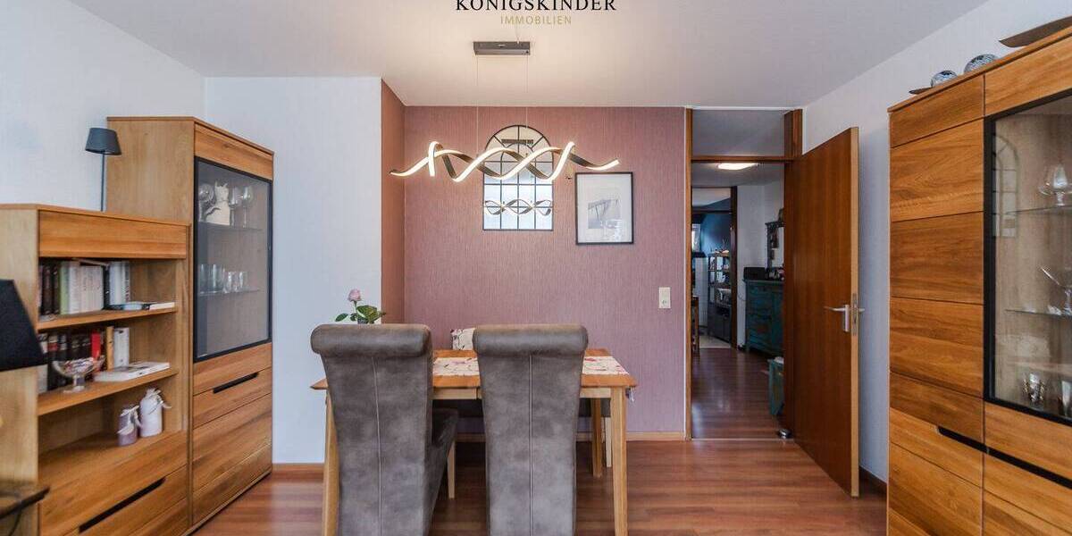 Mehrfamilienhaus, Wohnhaus Esslingen am Neckar Sulzgries - 6 Zimmer, 148 m&sup2;, 650.000&euro; | Angebot:26833715