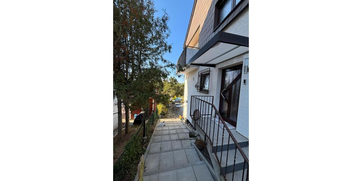 Doppelhaushälfte Freiberg am Neckar - 5 Zimmer, 120 m&sup2;, 695.000&euro; | Angebot:24705906