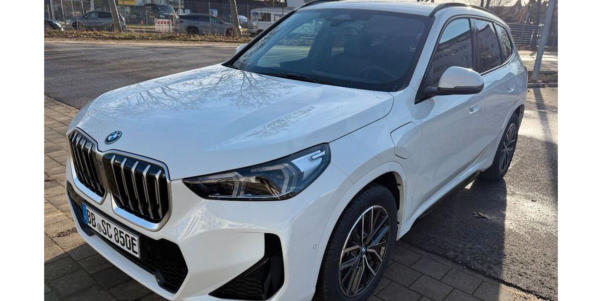 BMW X1 20.000 km 49.000 &euro; Böblingen 71034