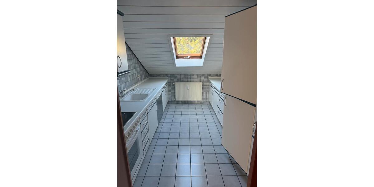 Dachgeschoßwohnung Vaihingen an der Enz - 3.5 Zimmer, 80 m&sup2;, 1.350&euro; | Angebot:27593623