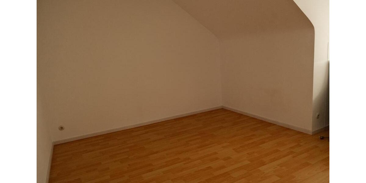 Dachgeschoßwohnung Stuttgart Vaihingen - 2 Zimmer, 45 m&sup2;, 650&euro; | Angebot:26038458