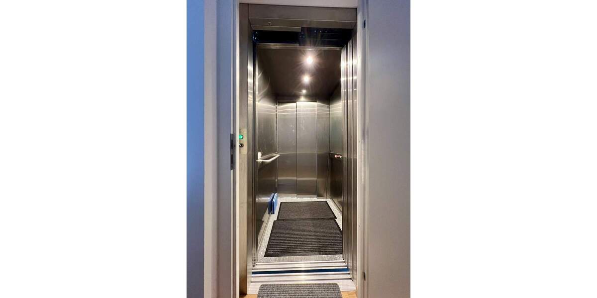 Mehrfamilienhaus, Wohnhaus Ludwigsburg Mitte - 1 Zimmer, 389 m&sup2;, 2.000.000&euro; | Angebot:25706120