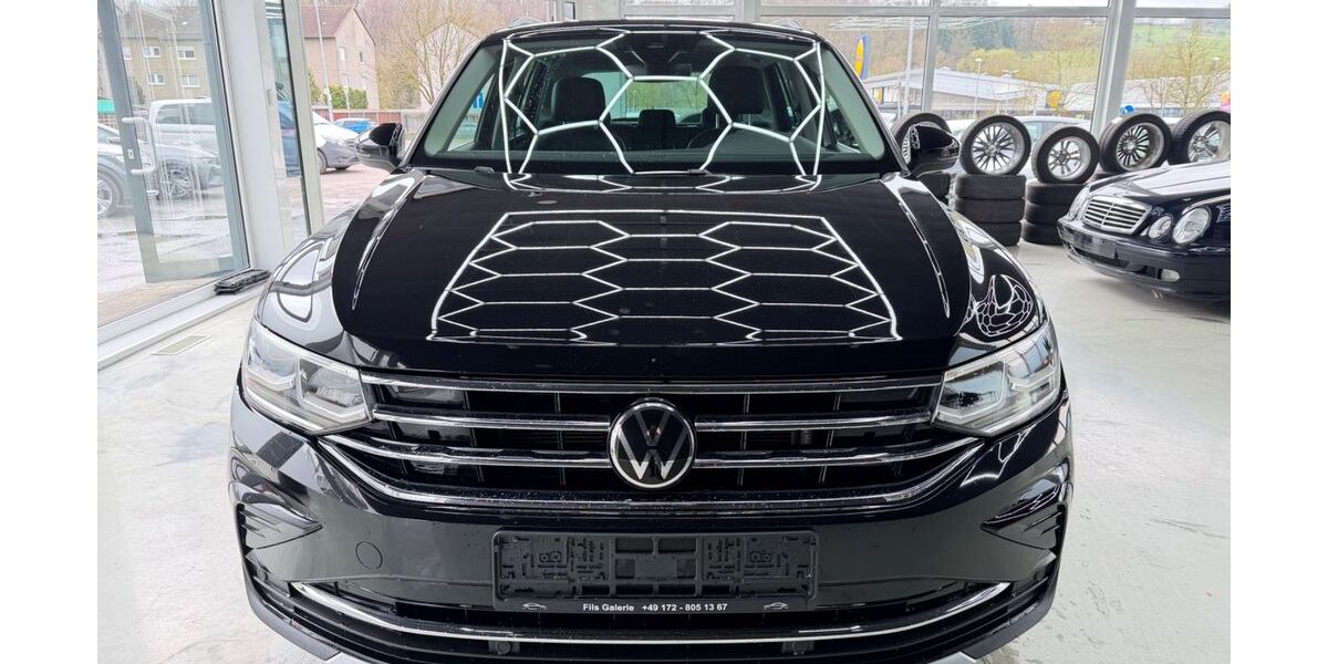 VW Tiguan 61.000 km 30.200 &euro; Ebersbach 73061