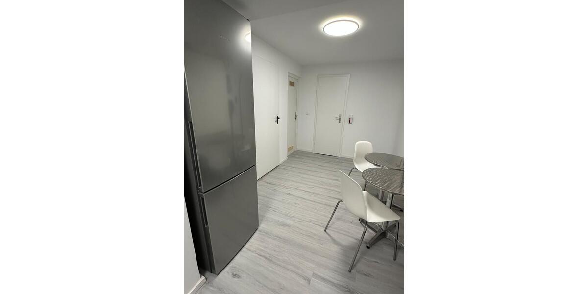 Erdgeschoßwohnung Stuttgart Stuttgart-Ost - 1 Zimmer, 25 m&sup2;, 570&euro; | Angebot:26496516