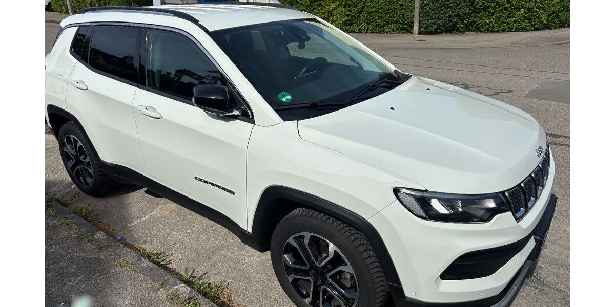 Jeep Compass 20.697 km 20.900 &euro; Ludwigsburg 71640