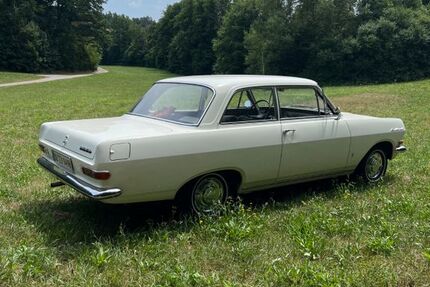 Opel Rekord 85.000 km 7.650 &euro; Schönaich 71101