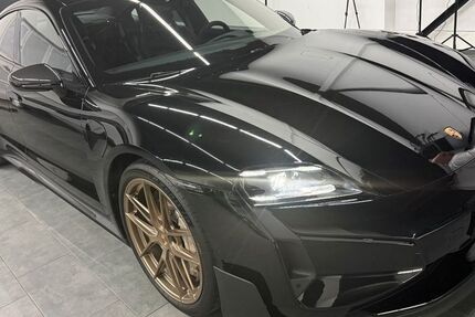 Porsche Taycan 6.790 km 179.999 &euro; Markgröningen 71706