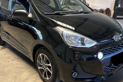 Hyundai i10 69.697 km 9.399 &euro; Bietigheim-Bissingen 74321