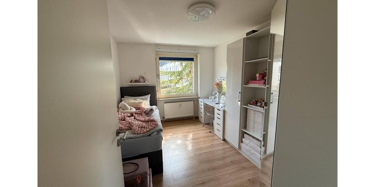 Etagenwohnung Remseck am Neckar - 4.5 Zimmer, 104 m&sup2;, 490.000&euro; | Angebot:26367768