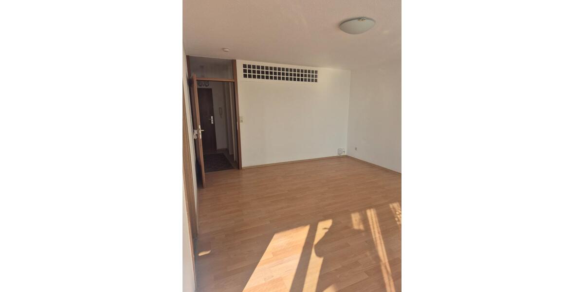 Etagenwohnung Leonberg - 1.5 Zimmer, 48 m&sup2;, 189.000&euro; | Angebot:25907056
