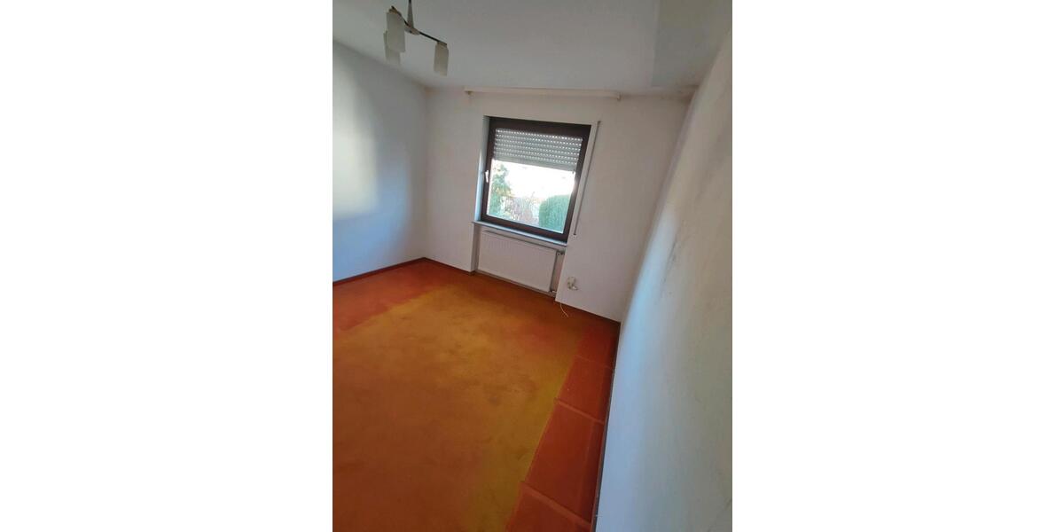 Doppelhaushälfte Leonberg - 6 Zimmer, 146 m&sup2;, 549.000&euro; | Angebot:26030088