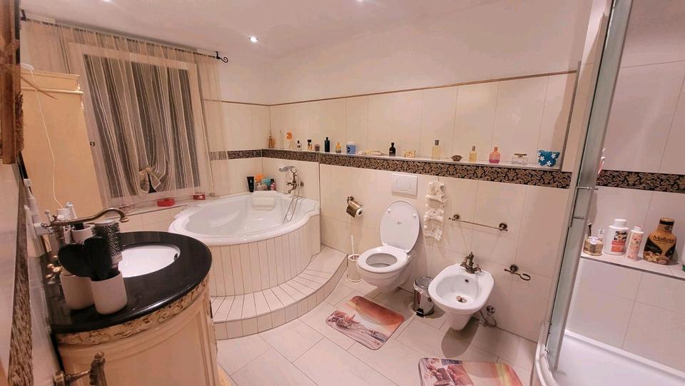 Reihenhaus Remseck am Neckar - 5 Zimmer, 143 m&sup2;, 590.000&euro; | Angebot:25569756