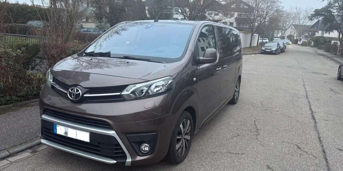 Toyota Proace 155.000 km 25.000 &euro; Leonberg, Stadt 71229