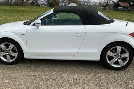 Audi TT 149.000 km 8.900 &euro; Göppingen 73033