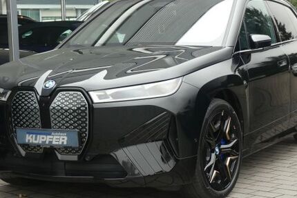 BMW iX 14.200 km 72.400 &euro; Vaihingen / Enz 71665