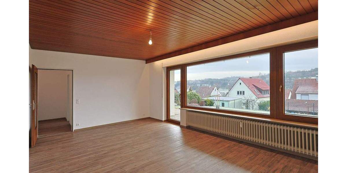 Etagenwohnung Weissach - 3 Zimmer, 95 m&sup2;, 1.100&euro; | Angebot:25682077