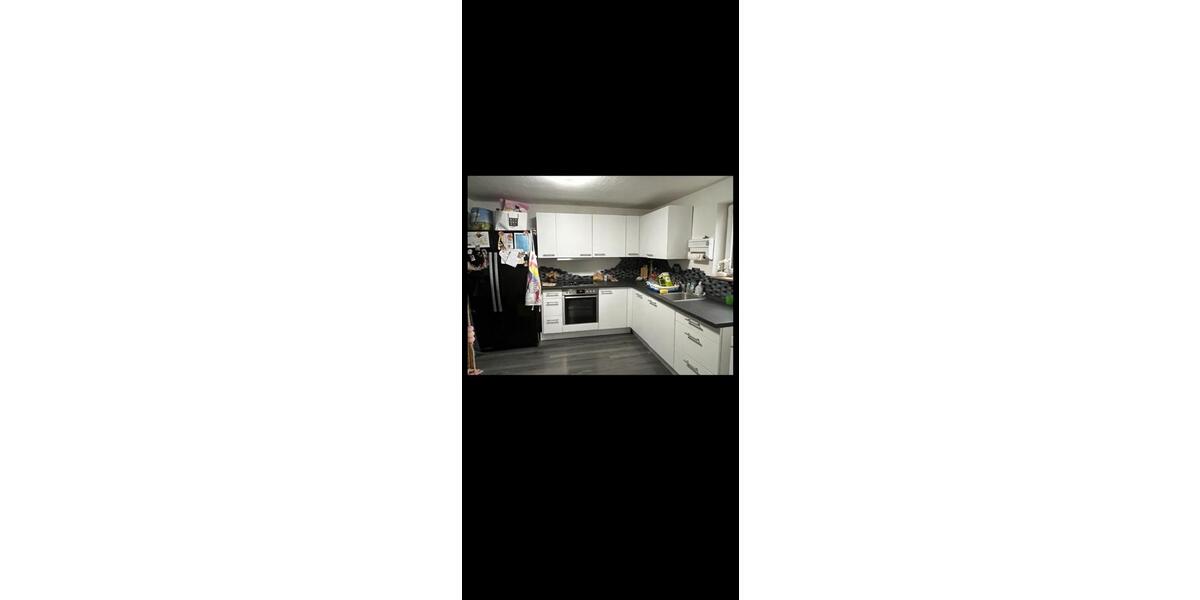 Etagenwohnung Esslingen am Neckar Oberesslingen - 4 Zimmer, 120 m&sup2;, 1.350&euro; | Angebot:26348681