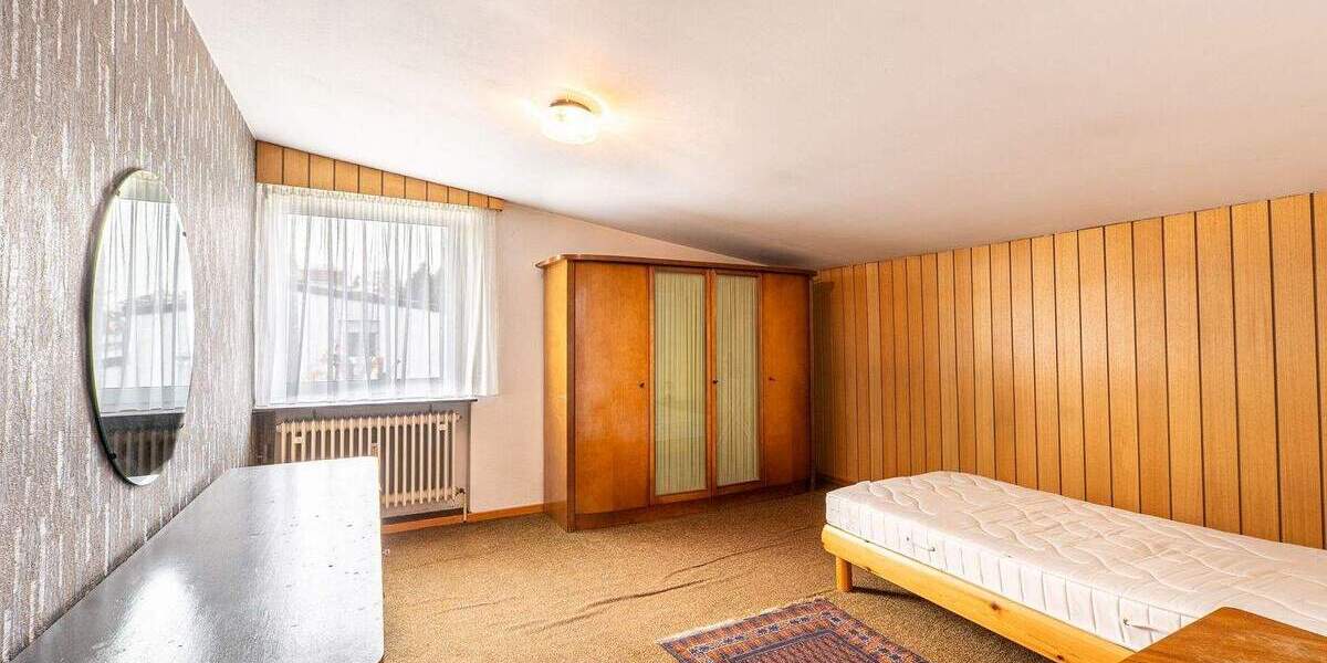 Etagenwohnung Sachsenheim Großsachsenheim - 4 Zimmer, 96 m&sup2;, 345.000&euro; | Angebot:25697947