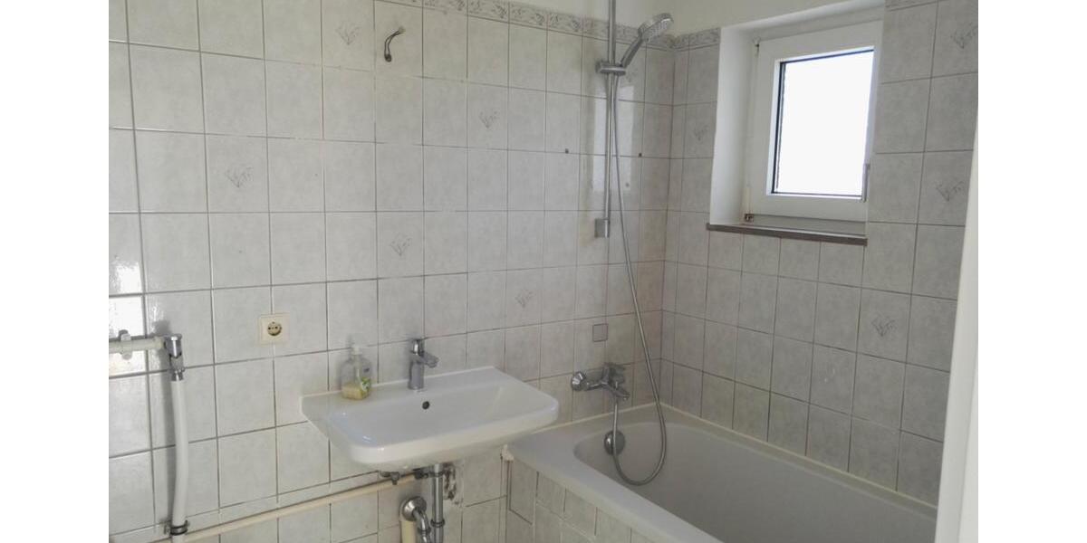 Etagenwohnung Marbach am Neckar - 3 Zimmer, 56 m&sup2;, 650&euro; | Angebot:25381705