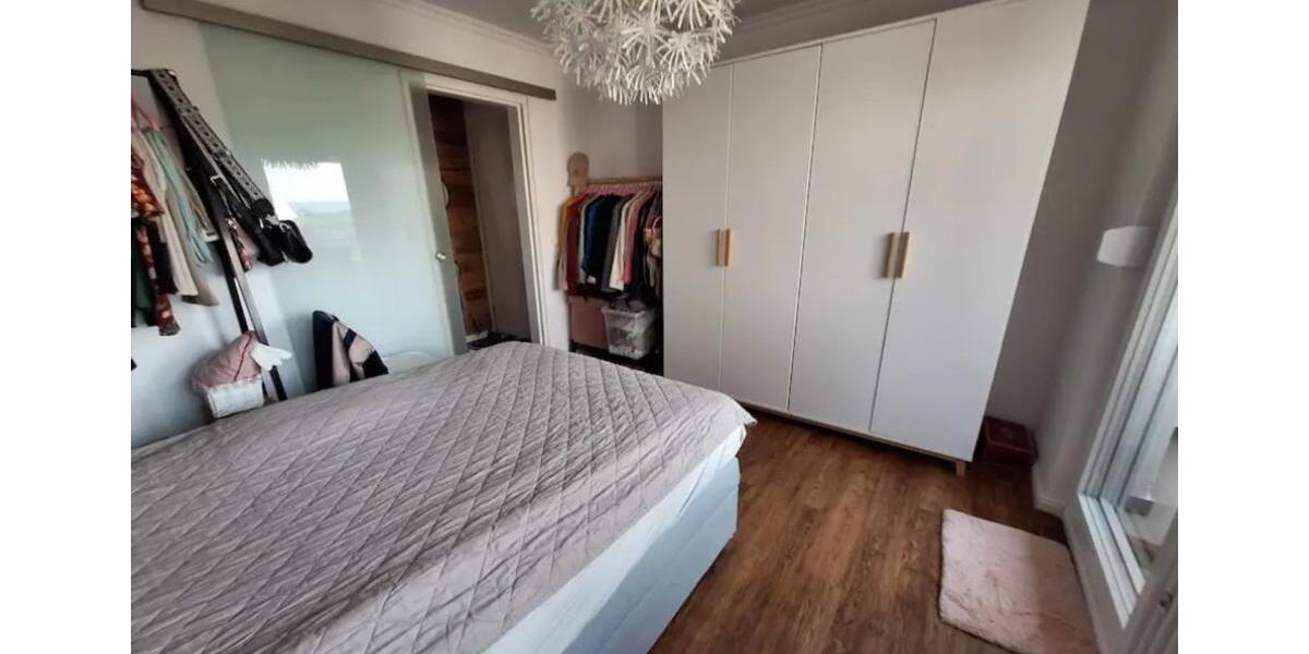 Etagenwohnung Backnang - 2 Zimmer, 64 m&sup2;, 950&euro; | Angebot:25945537