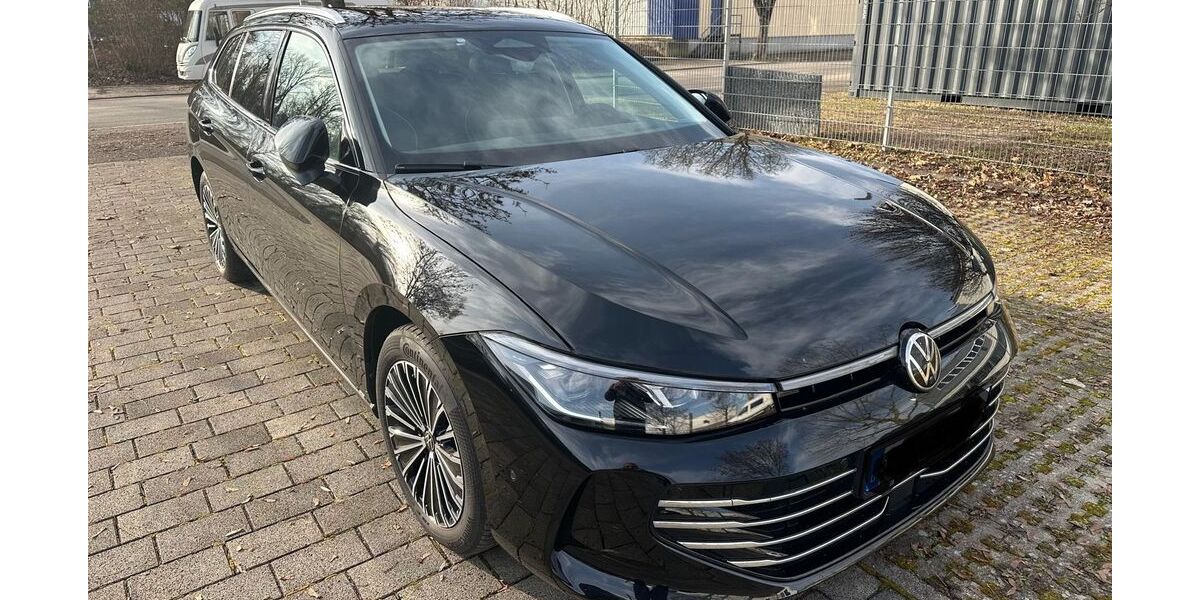 VW Passat Variant 49.500 km 30.999 &euro; Aichtal 72631