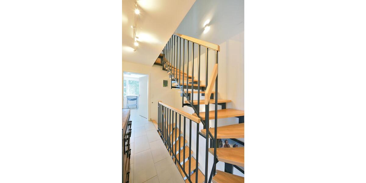 Reihenhaus Markgröningen - 5 Zimmer, 133 m&sup2;, 1.800&euro; | Angebot:25632777