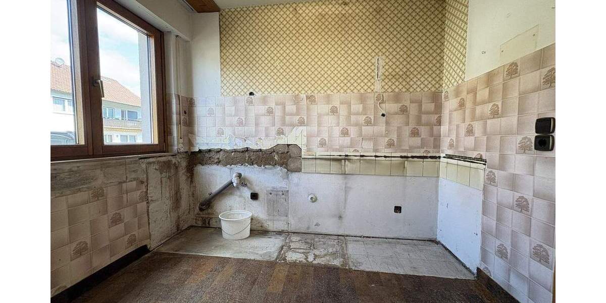 Mehrfamilienhaus, Wohnhaus Steinenbronn - 8 Zimmer, 155 m&sup2;, 690.000&euro; | Angebot:25748771