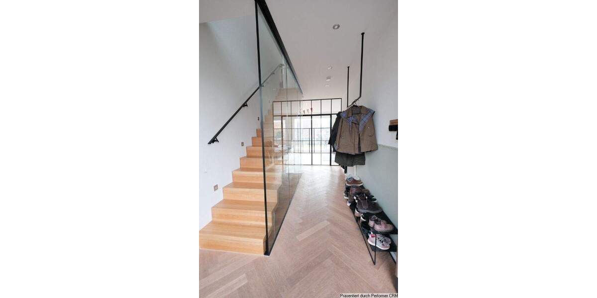 Einfamilienhaus Remseck Neckargröningen - 7 Zimmer, 201 m&sup2;, 1.299.000&euro; | Angebot:25662863