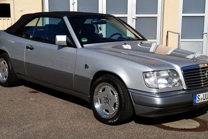 Mercedes-Benz 220 79.760 km 38.000 &euro; Stuttgart 70329