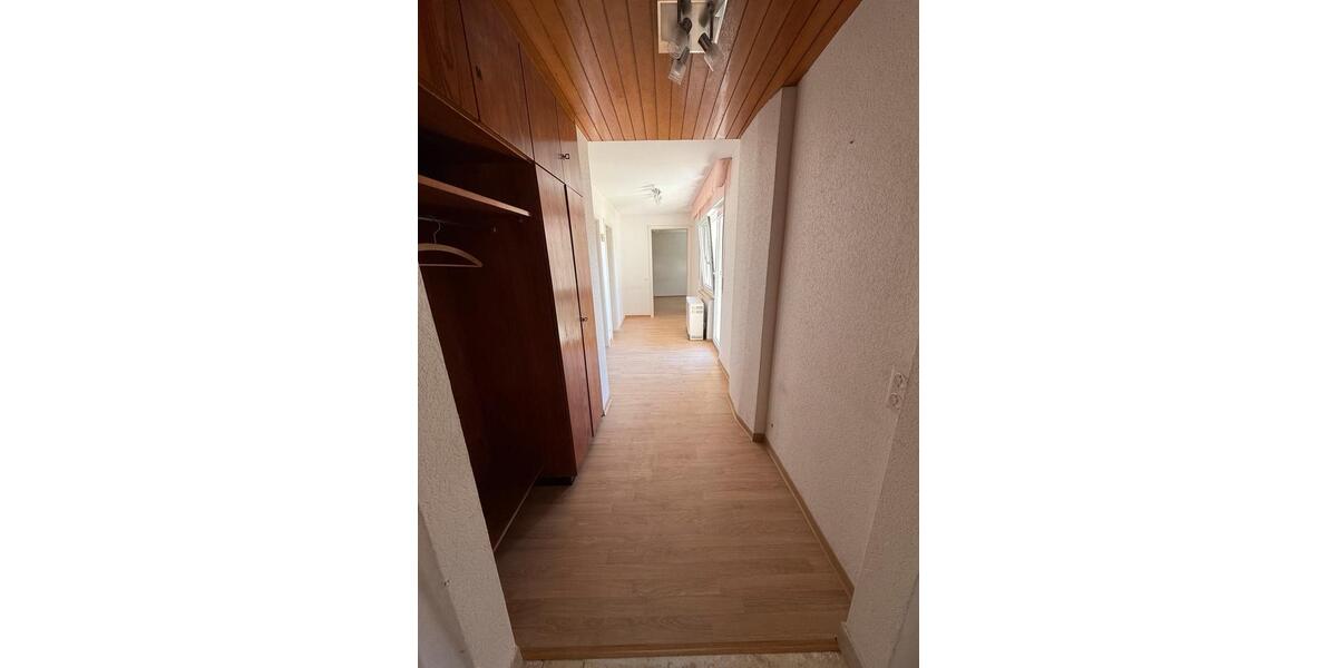 Erdgeschoßwohnung Weilheim an der Teck - 4 Zimmer, 85 m&sup2;, 1.250&euro; | Angebot:25995950