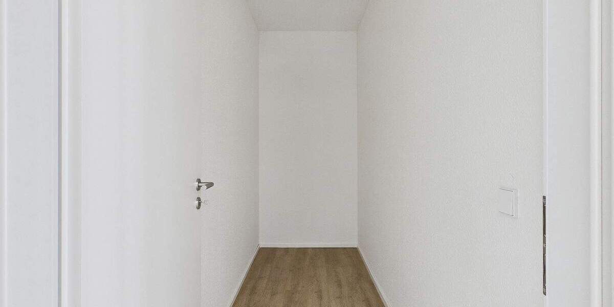 Etagenwohnung Sindelfingen Ost - 2 Zimmer, 71 m&sup2;, 1.330&euro; | Angebot:25772241