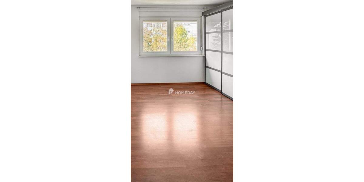 Etagenwohnung Ludwigsburg Ost - 2 Zimmer, 56 m&sup2;, 220.000&euro; | Angebot:25677386