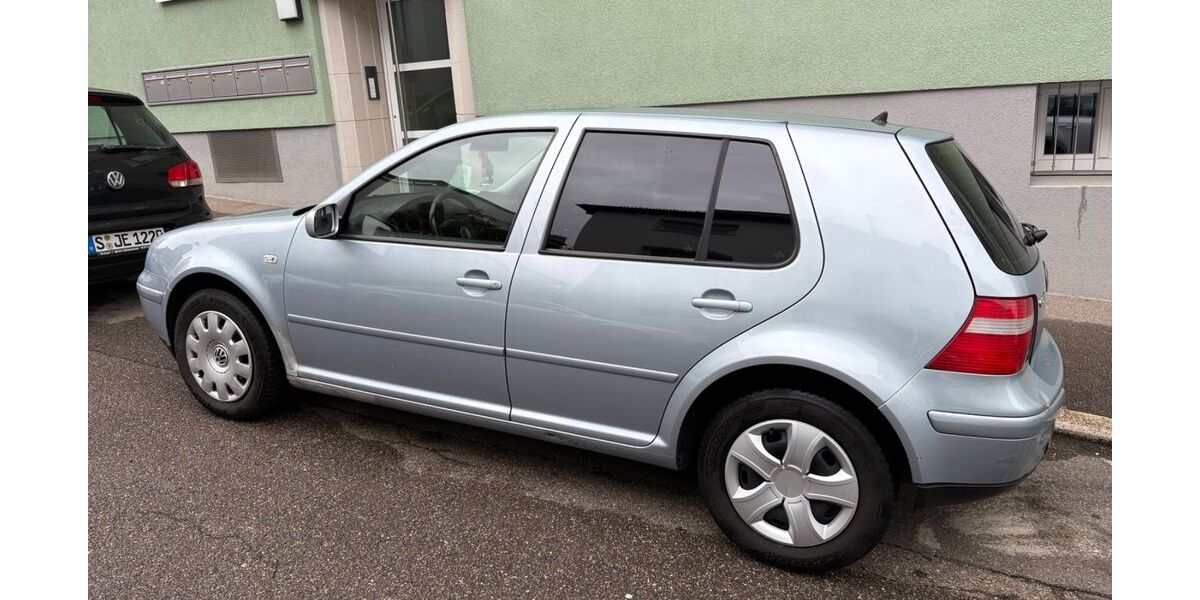 VW Golf 202.000 km 1.999 &euro; Stuttgart-Ost 70188