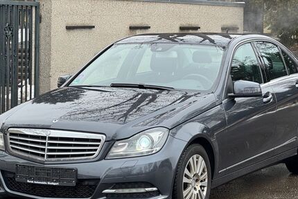 Mercedes-Benz C 250 199.974 km 9.990 &euro; Stuttgart 70374