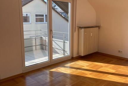 Wohnung Sindelfingen - 2.5 Zimmer, 60 m&sup2;, 900&euro; | Angebot:27611739
