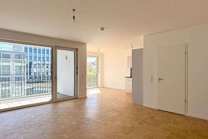 Wohnung Stuttgart Feuerbach - 3 Zimmer, 101 m&sup2;, 1.916&euro; | Angebot:25548958