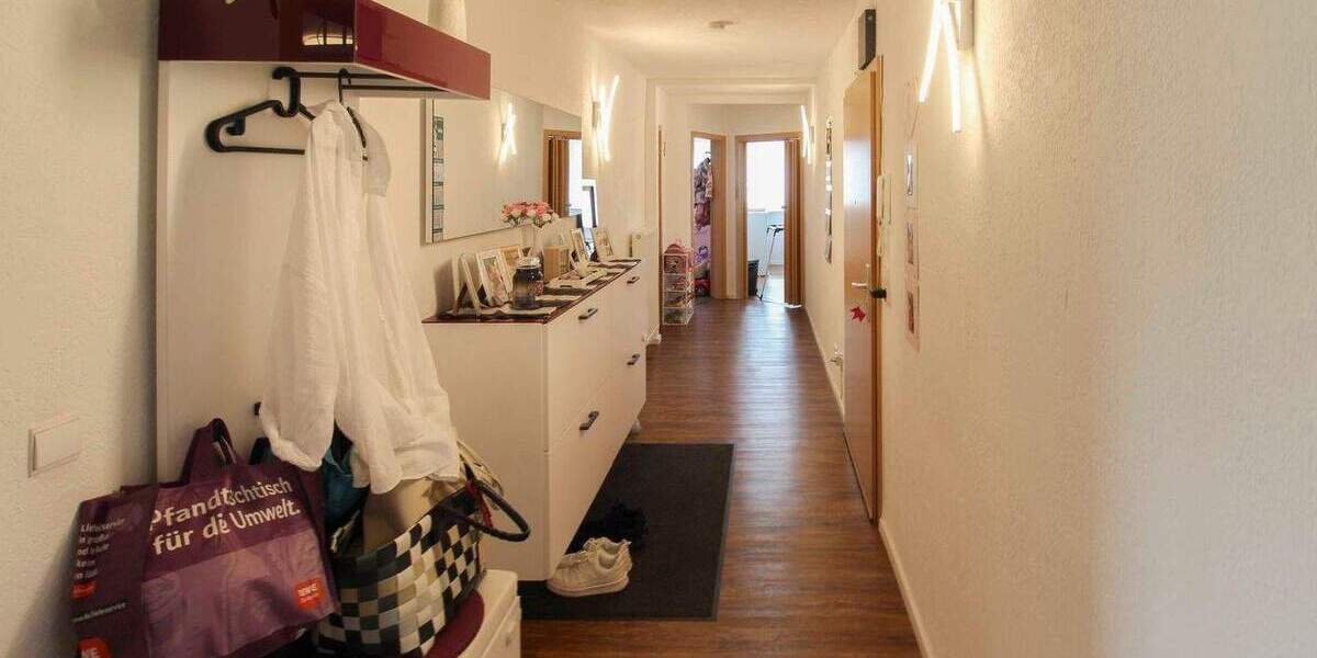 Etagenwohnung Stuttgart Feuerbach - 3 Zimmer, 89 m&sup2;, 299.000&euro; | Angebot:25866630