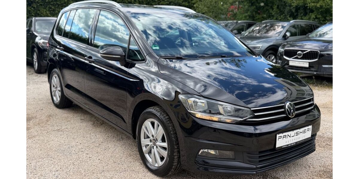 VW Touran 131.000 km 19.499 &euro; Stuttgart-Möhringen 70567